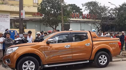 Ôtô "điên" gây tai nạn liên hoàn, 1 CSGT cùng nhiều người dân bị thương