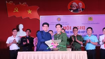 Sở VHTT Thừa Thiên Huế và Trại giam Bình Điền ký kết chương trình phối hợp 
