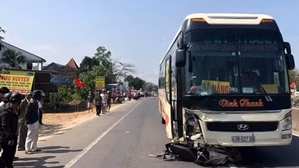 Bắt tài xế xe khách tông chết 2 cha con trên QL1