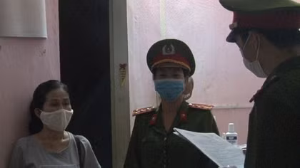 “Nữ quái” lập bẫy lừa, nhiều người mất hàng trăm triệu đồng
