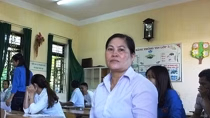 Nữ cán bộ xã 10 năm miệt mài... đi thi tốt nghiệp THPT