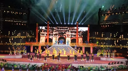 Khai mạc Festival Huế 2018: Tỏa sáng miền di sản