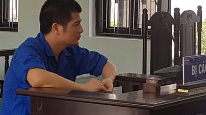 Cán bộ Quản lý thị trường dùng thẻ ngành lừa đảo hơn 900 triệu đồng