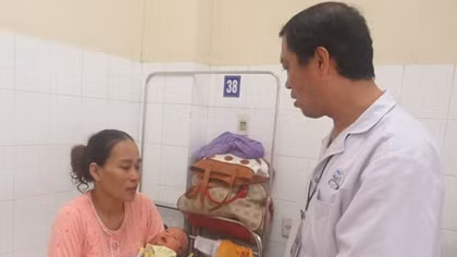 Nhiều người hiến máu hiếm để giành lại sự sống cho một trẻ sơ sinh