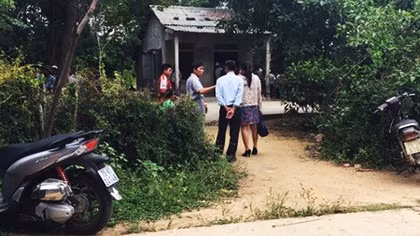 Đau lòng, người mẹ cùng con trai chết đuối khi nhặt ve chai