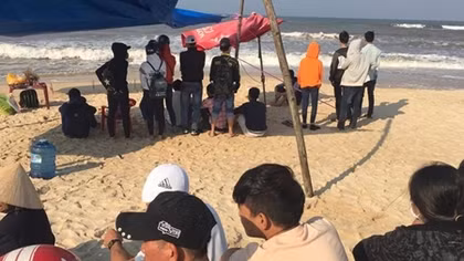 Gặp dòng nước xoáy, nam thanh niên tắm biển mất tích