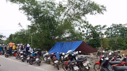 Nam thanh niên tử vong bất thường dưới mương nước