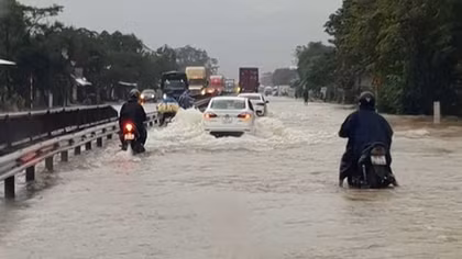 Mưa lớn, nhiều vùng thấp trũng ở Thừa Thiên – Huế ngập lụt cục bộ 