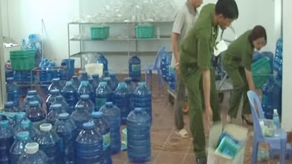 Hàng loạt cơ sở nước uống đóng chai không đảm bảo vệ sinh
