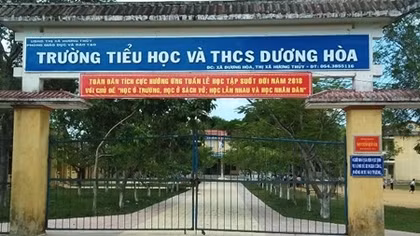 Hiệu trưởng "nợ xấu" hàng trăm triệu đồng của giáo viên bị kỷ luật thôi việc