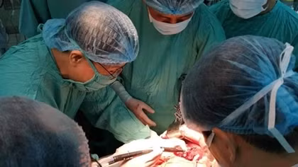 Lần đầu tiên phẫu thuật cắt gan bằng kỹ thuật bảo tồn phần gan cắt bỏ