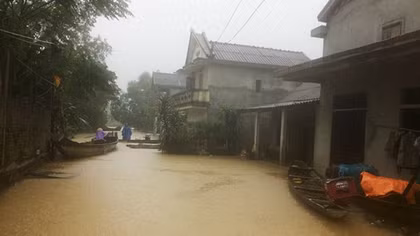 Mưa lũ ở Thừa Thiên - Huế làm 8 người chết và mất tích