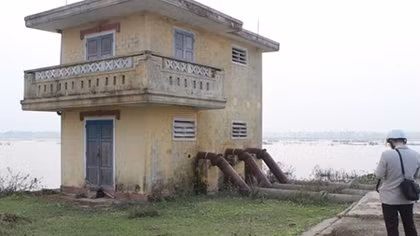 UBND xã ôm nợ trăm triệu đồng vì... chi 'tiếp khách'