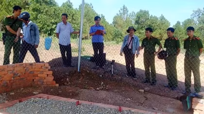 Dòng họ Nguyễn Phước tộc không đồng ý di dời lăng mộ vợ vua Tự Đức