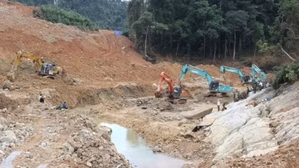 Tiếp tục tìm kiếm nạn nhân tại thủy điện Rào Trăng 3 sau khi hoàn thành đập dâng