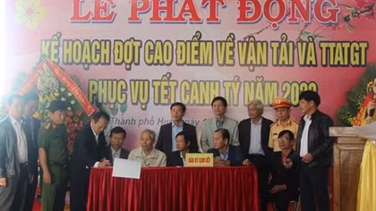 Thừa Thiên Huế ra quân đợt cao điểm TTATGT dịp Tết Canh Tý 