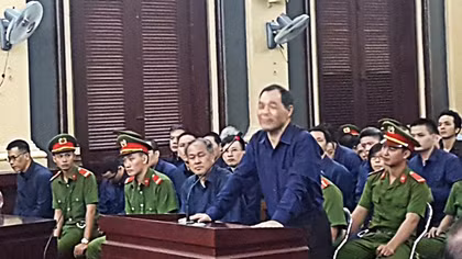 Ông Trầm Bê xin mức án nhẹ hơn VKS đề nghị