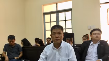 Hoạ sĩ Lê Linh thắng kiện vụ tranh chấp tác quyền truyện Thần Đồng Đất Việt 
