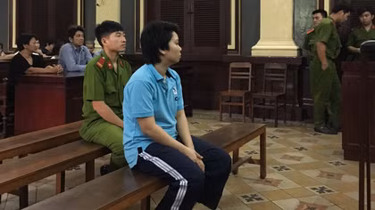 Nữ hung thủ đâm chết người vì không cho trở lại làm việc