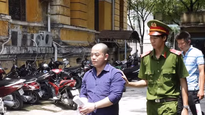 Chủ salon ô tô dùng "chiêu độc" lừa chiếm đoạt hàng trăm tỷ đồng rồi trốn sang Mỹ