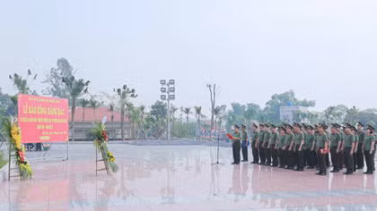 Tạp chí CAND báo công tại Khu lưu niệm Sáu điều Bác Hồ dạy