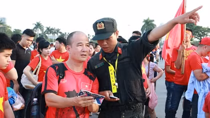 Lực lượng công an căng mình bào vệ an ninh trận bán kết AFF Cup 2018