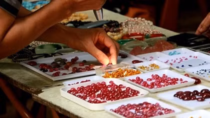 Chợ đá quý "độc nhất vô nhị" ở Hà Nội