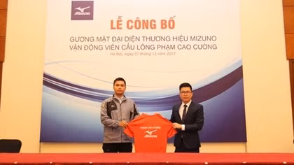 Mizuno ký hợp đồng tài trợ khủng với "truyền nhân" của Tiến Minh