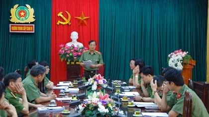 Bàn giao Trường Cao đẳng nghề KTCN LOD về Trường Trung cấp CSND VI