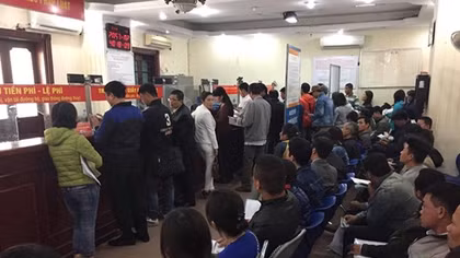 Thiếu cơ sở pháp lý trong quy định chuyển đổi giấy phép lái xe