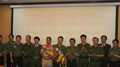 Ra mắt Hội đồng lý luận Công an TP Hà Nội