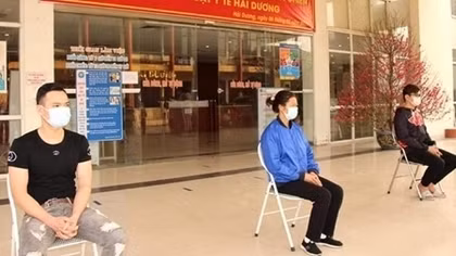 3 bệnh nhân COVID-19 đầu tiên ở tâm dịch Hải Dương khỏi bệnh