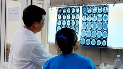 Nam thanh niên xuất huyết não do ngộ độc ma túy đá