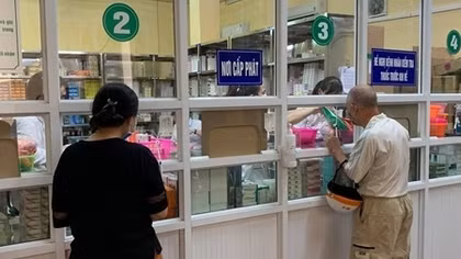 Không được lợi dụng dịch COVID-19 để tăng giá bán thuốc