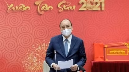 Thủ tướng biểu dương thành tích lớn lao, ý chí quyết liệt chống dịch của ngành Y tế