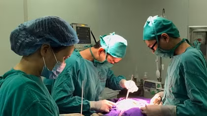 Cứu sống trẻ sơ sinh 1 ngày tuổi bị chứng “sùi bọt cua”