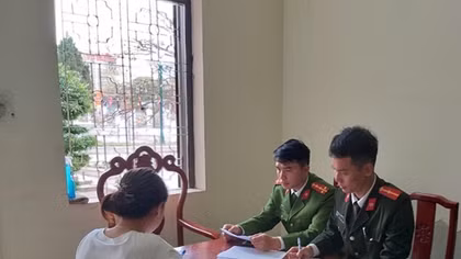Tung tin sai sự thật về dịch COVID-19, bị phạt 25 triệu đồng