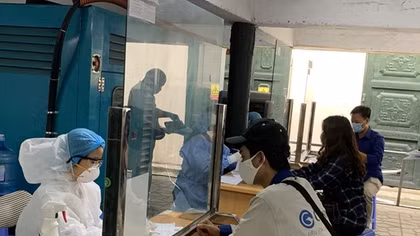 Không ca mắc COVID-19 mới, chuyên gia vào Việt Nam ngắn ngày không cách ly tập trung