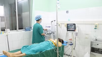 Cứu sống thai phụ bị vỡ tử cung 
