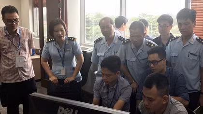 Rút ngắn thời gian thông quan hàng hóa tại Cảng Cái Lân