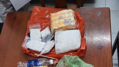 Bắt 5 đối tượng mua bán vận chuyển 5kg ma túy đá 