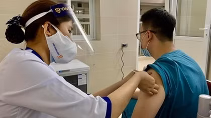 Thêm 2 ca mắc COVID-19 tại Hải Dương và Tiền Giang