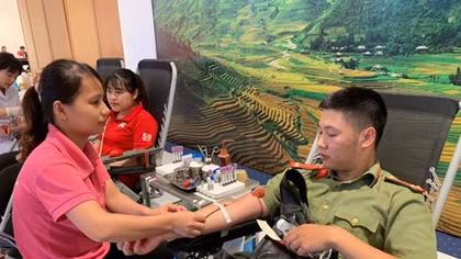Lan tỏa tấm lòng hiến máu ở Hành trình Đỏ 2019