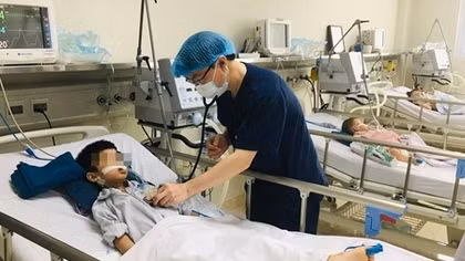 Nhiều trẻ hôn mê, thở máy do viêm não Nhật Bản