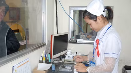 Tăng số người phát hiện HIV mới, mở rộng điều trị thuốc ARV