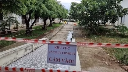 Tạm thời tiếp tục cách ly tập trung người đã đủ 14 ngày