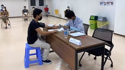 131 bác sĩ tư vấn sức khỏe miễn phí mùa dịch 