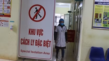 4 người Việt nhập cảnh nhiễm COVID-19