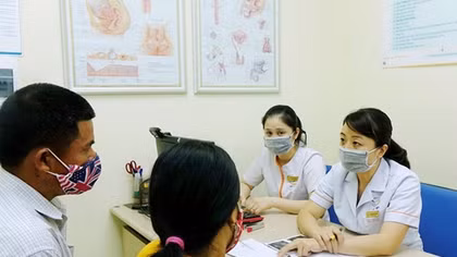 10 cặp vợ chồng hiếm muộn hộ nghèo sẽ được thụ tinh trong ống nghiệm miễn phí