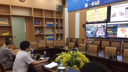 Tìm nguồn tạng để ghép phổi cho phi công người Anh